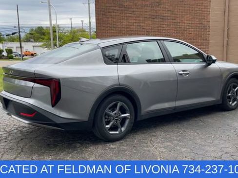 Used 2025 Kia K4 FWD image 8