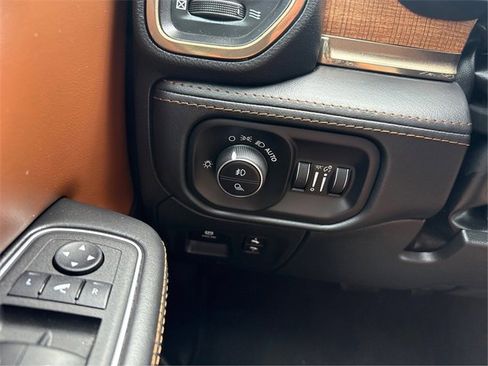 Used 2023 RAM 1500 Limited image 20