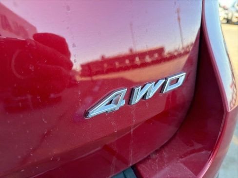 Used 2024 Ford Explorer XLT w/ Equipment Group 202A image 21