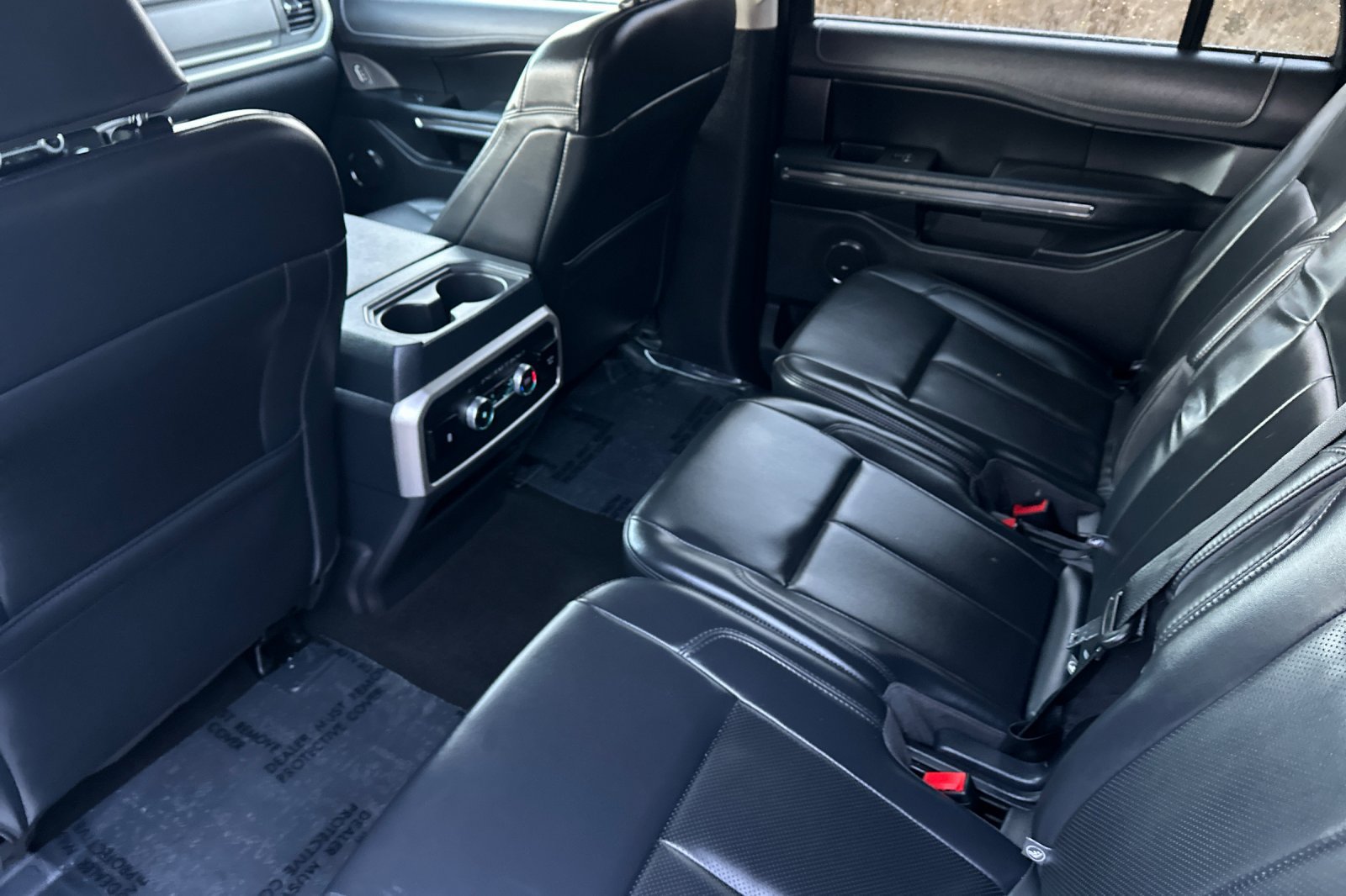 Used 2024 Ford Expedition Max XLT AWD/4WD image 13