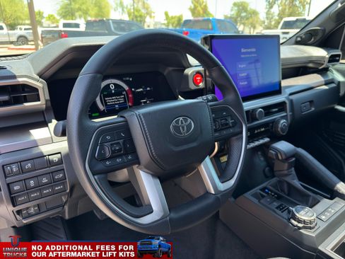 Used 2025 Toyota 4Runner TRD Off-Road Premium w/ Tow Technology Package AWD/4WD image 19