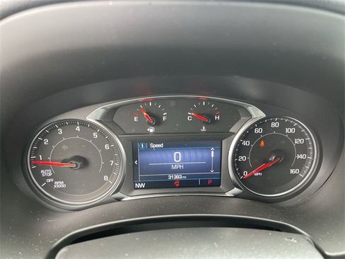 Used 2023 GMC Terrain SLE w/ Driver Convenience Package image 15