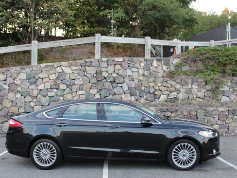 Used 2013 Ford Fusion Titanium image 5