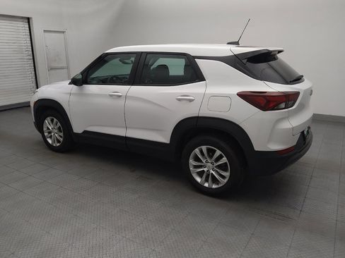 Used 2023 Chevrolet TrailBlazer LS FWD image 3