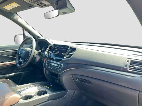 Used 2025 Honda Passport EX-L image 27