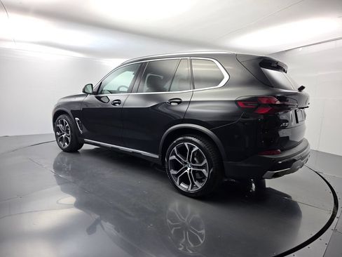 Certified 2024 BMW X5 sDrive40i w/ Premium Package RWD image 6