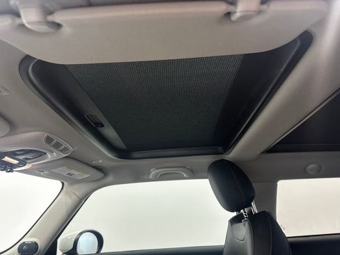 Used 2024 MINI Cooper S FWD image 39