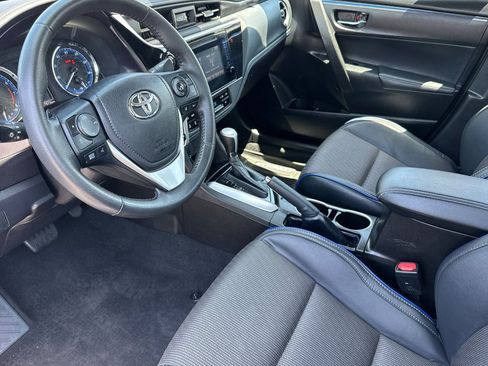 Used 2018 Toyota Corolla SE FWD image 10