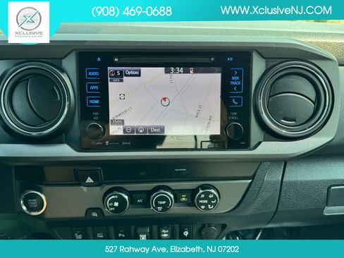 Used 2019 Toyota Tacoma TRD Sport w/ Technology Package image 17