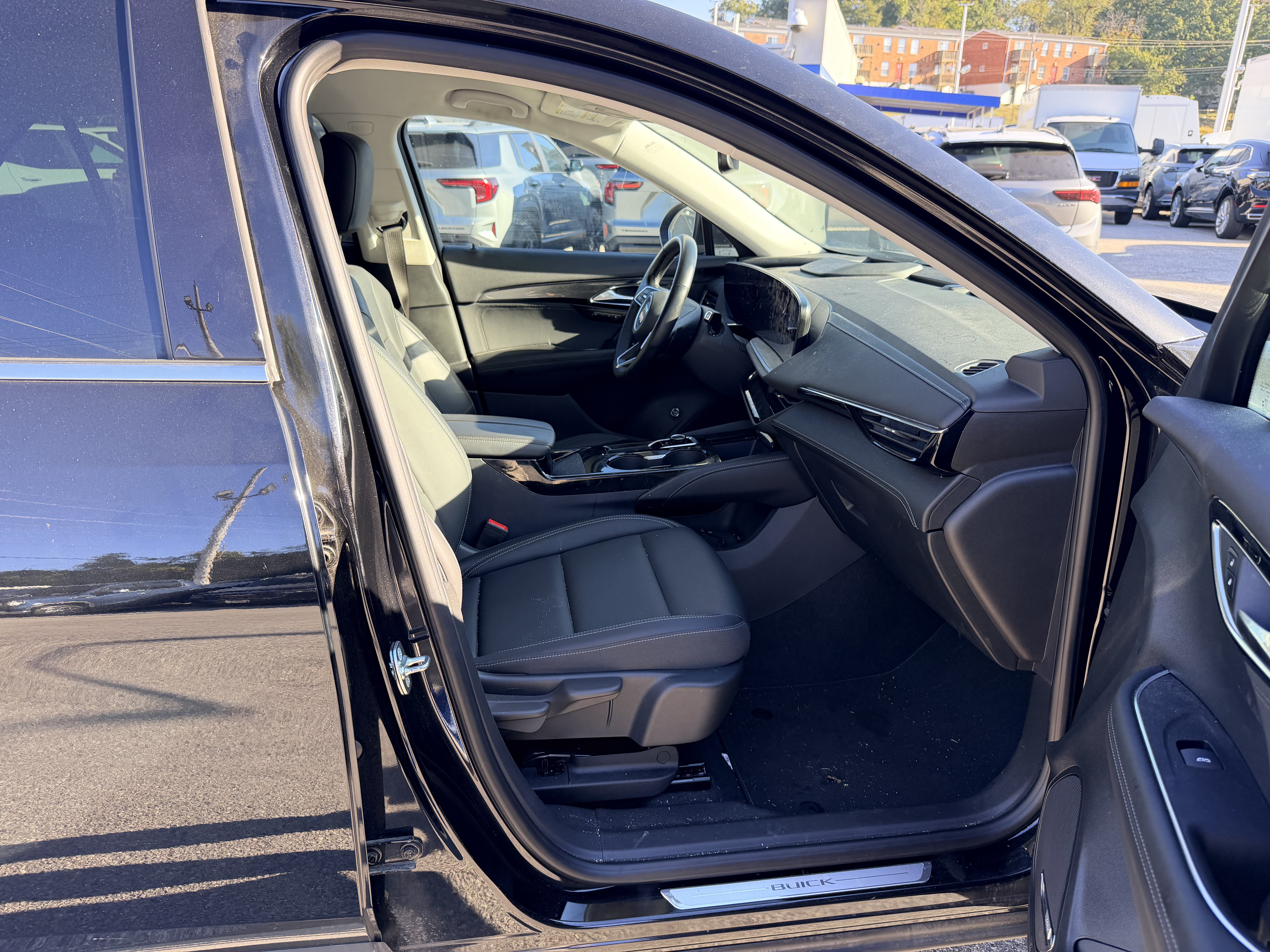 Used 2024 Buick Envision Preferred AWD/4WD image 10