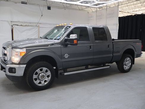 Used 2016 Ford F350 Lariat w/ Lariat Ultimate Package AWD/4WD image 4