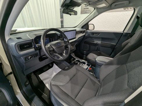 Used 2025 Ford Maverick XL image 14