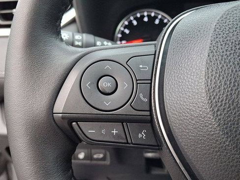 Certified 2022 Toyota RAV4 XLE Premium image 19