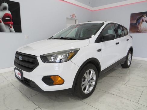 Used 2019 Ford Escape S image 7