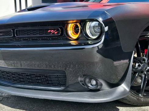 Used 2023 Dodge Challenger SXT w/ Blacktop Package image 2