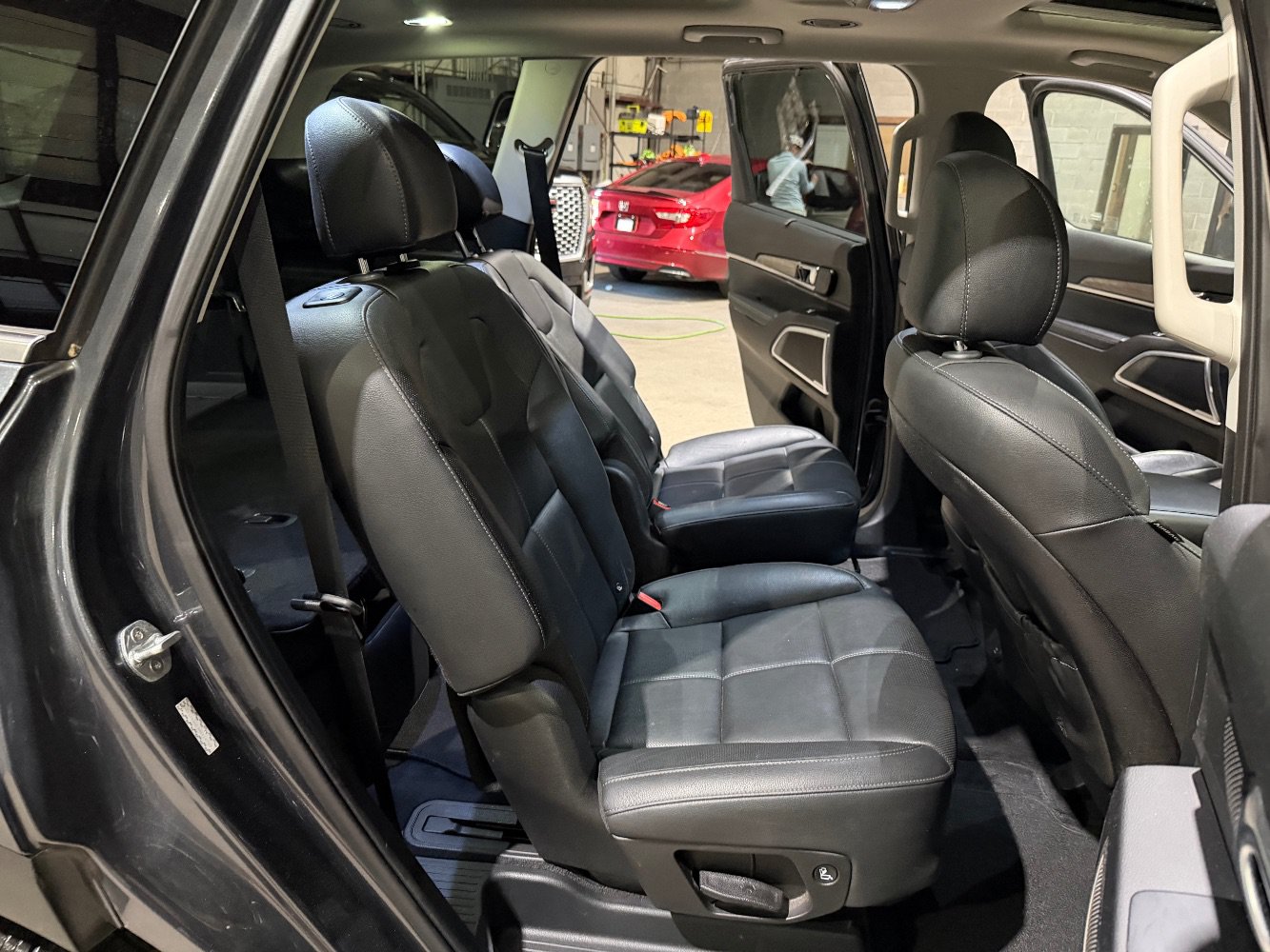 Used 2021 Kia Telluride SX w/ Towing Package AWD/4WD image 22