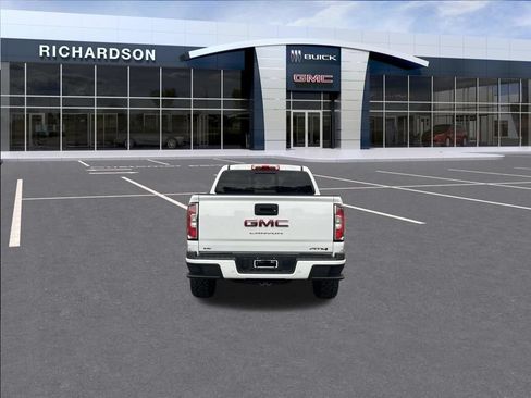 Used 2021 GMC Canyon AT4 w/ Driver Alert Package AWD/4WD image 5