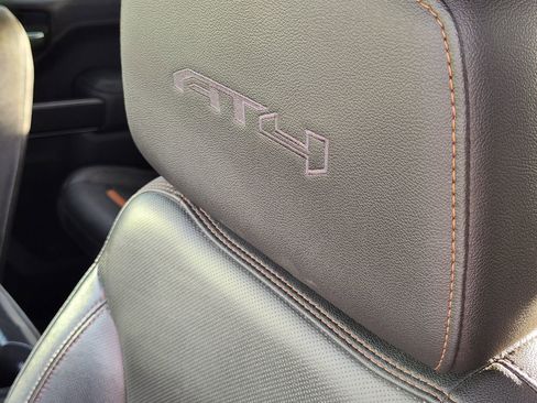 Used 2019 GMC Sierra 1500 AT4 w/ AT4 Premium Package image 16