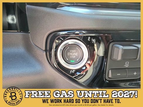New 2026 GMC Sierra 1500 SLT AWD/4WD image 28