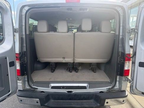 Used 2014 Nissan NV 3500 SL w/ Technology Package image 13