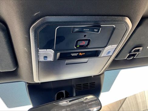 Used 2024 Toyota Tacoma SR image 29