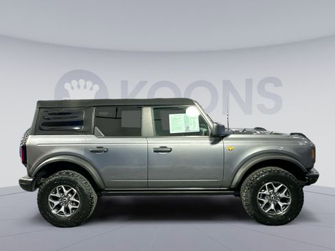 Used 2021 Ford Bronco Badlands image 8
