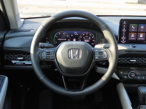 New 2025 Honda Accord EX-L image 17