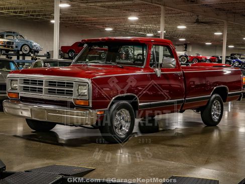 Used 1989 Dodge D/W Truck 150 image 8