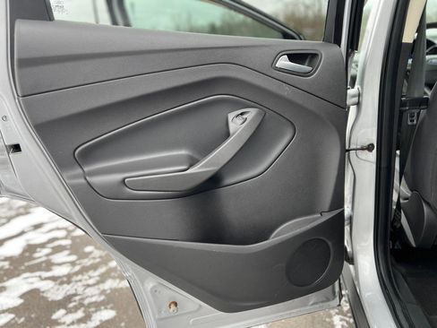 Used 2018 Ford Escape SE image 31