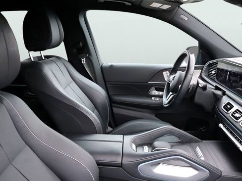 Certified 2023 Mercedes-Benz GLS 450 4MATIC image 10