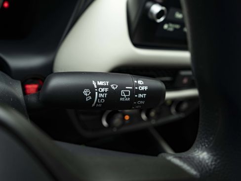 Used 2026 Honda HR-V LX image 24