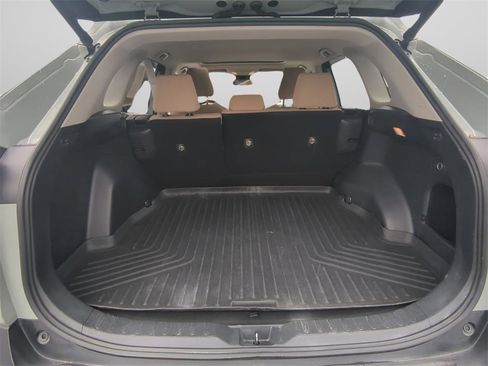 Used 2019 Toyota RAV4 XLE w/ Convenience Package image 13