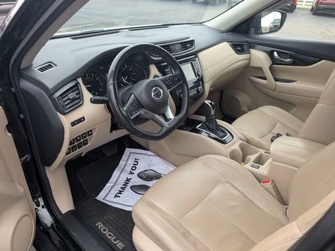 Used 2019 Nissan Rogue SL image 12