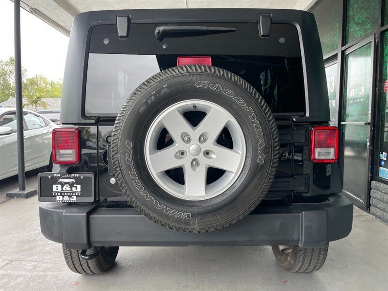 Used 2017 Jeep Wrangler Unlimited Sport w/ Quick Order Package 24S AWD/4WD image 14