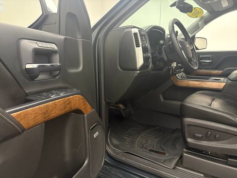 Used 2017 Chevrolet Silverado 1500 LTZ w/ Sport Package AWD/4WD image 14