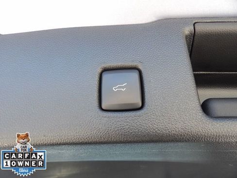 Certified 2022 Ford Escape SEL w/ SEL Stealth AWD Package image 30