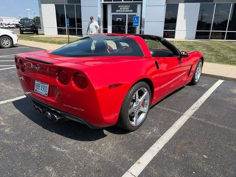 Used 2007 Chevrolet Corvette Coupe RWD image 3