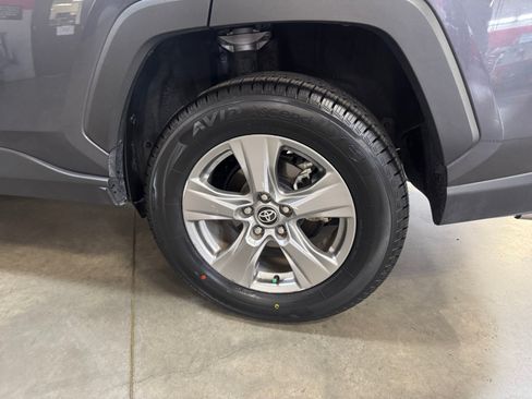 Used 2025 Toyota RAV4 XLE AWD/4WD image 26