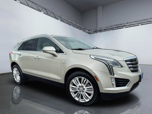 Used 2017 Cadillac XT5 Premium Luxury AWD/4WD image 27