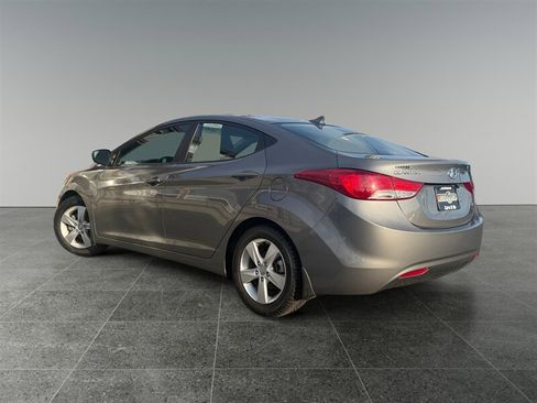Used 2013 Hyundai Elantra GLS w/ Preferred Pkg FWD image 3