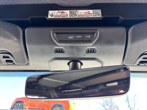 Certified 2022 Jeep Wrangler Unlimited Sahara image 24