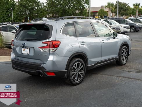 Used 2023 Subaru Forester Limited w/ Popular Package #2 AWD/4WD image 3
