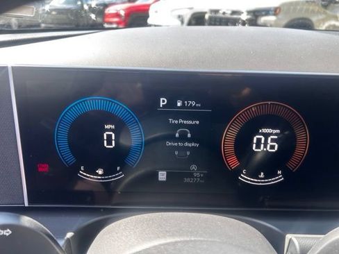 Used 2025 Hyundai Tucson SEL FWD image 21
