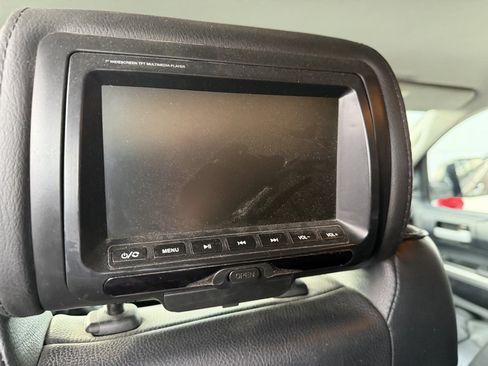 Used 2014 Toyota Tundra Limited image 27