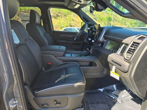 New 2026 RAM 2500 Limited AWD/4WD image 28
