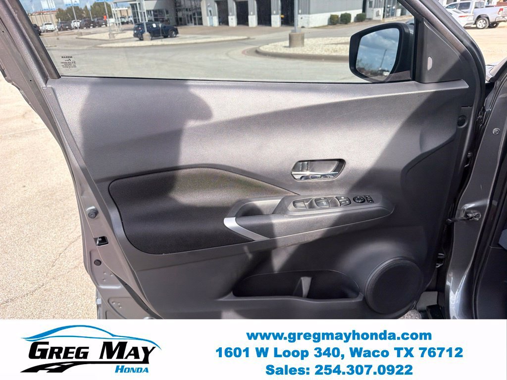 Used 2021 Nissan Kicks SV FWD image 10
