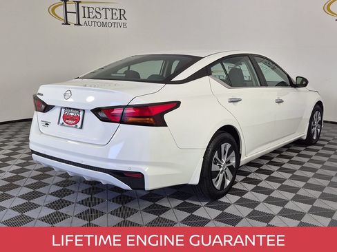 Used 2024 Nissan Altima 2.5 S FWD image 4