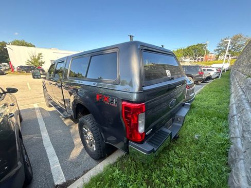Used 2019 Ford F250 Lariat w/ Chrome Package AWD/4WD image 5