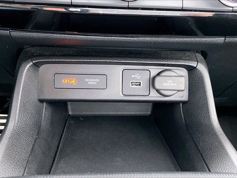 Used 2022 Honda Civic Sport image 32