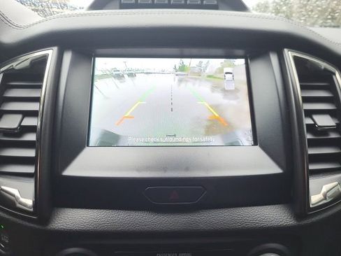 Certified 2023 Ford Ranger Lariat w/ Tremor Off-Road Package image 17